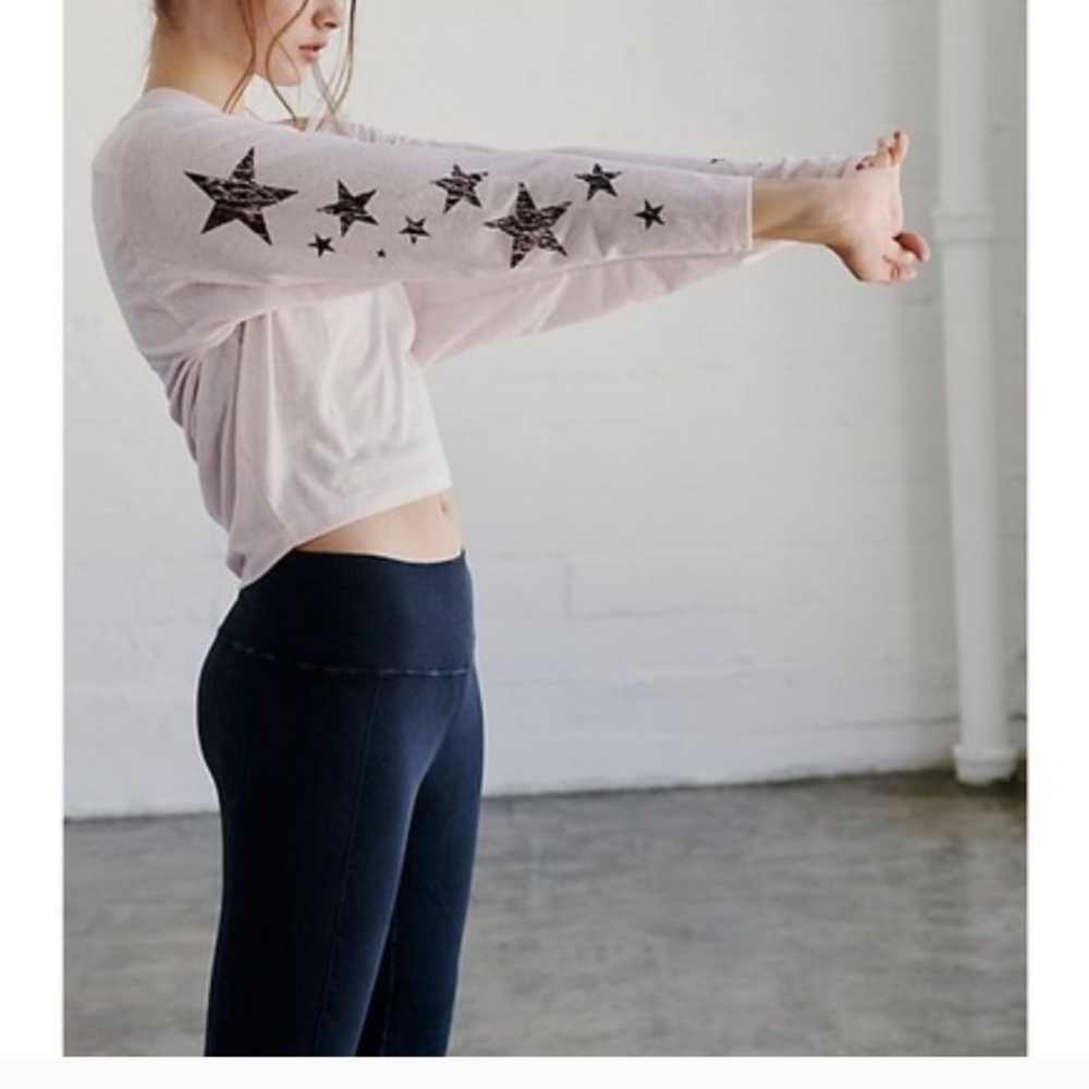 Free People Melrose Graphic Tee Long Sleeve ScoopNeck Crackle Stars XS White NWT